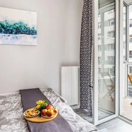 Apartamento Lea - 5 Mins Tram From Main Square Cracóvia